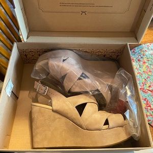 Clark’s Amelia Alice suede wedge